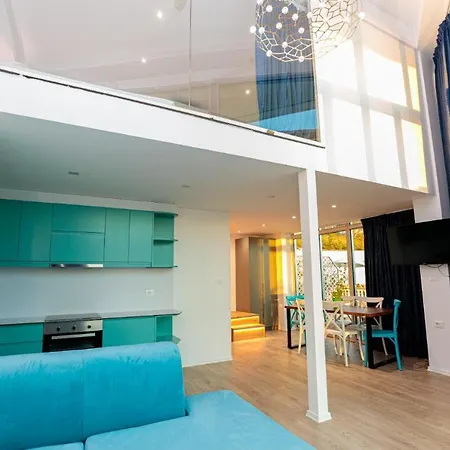 Вилла Hakuna Matata & Влёра