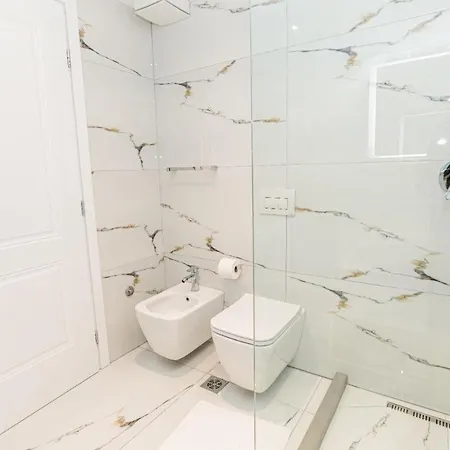 Hakuna Matata & Вилла Влёра