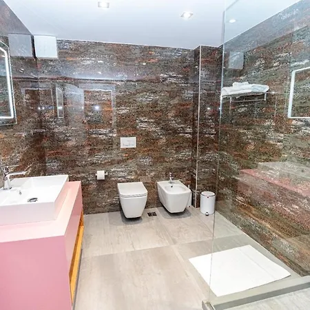 빌라 Hakuna Matata & *