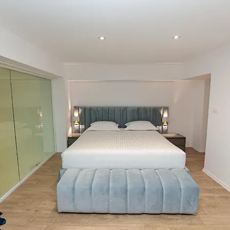 Hakuna Matata & Vlora