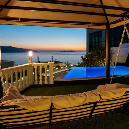 Hakuna Matata & Vlorë