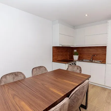 Hakuna Matata & Вилла