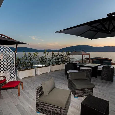 빌라 Hakuna Matata & *